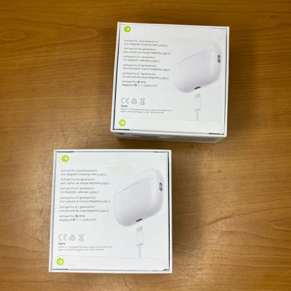 Apple AirPods Pro with MagSafe Charging Case - White